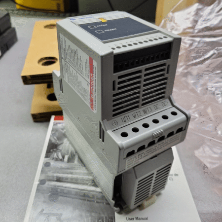 (8B1) Allen-Bradley, 160-AA04NSF1, Speed Controller, 1HP, 200-240V, 3 Phase NEW