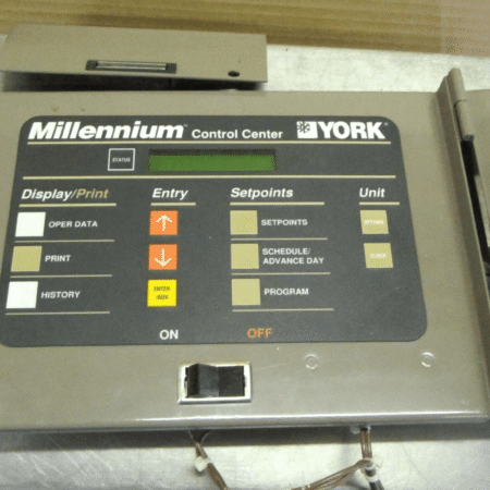 YORK MILLENIUM CONTROL CENTER KEYPAD DISPLAY 371-02742-101 FOR-750 Used Take Out