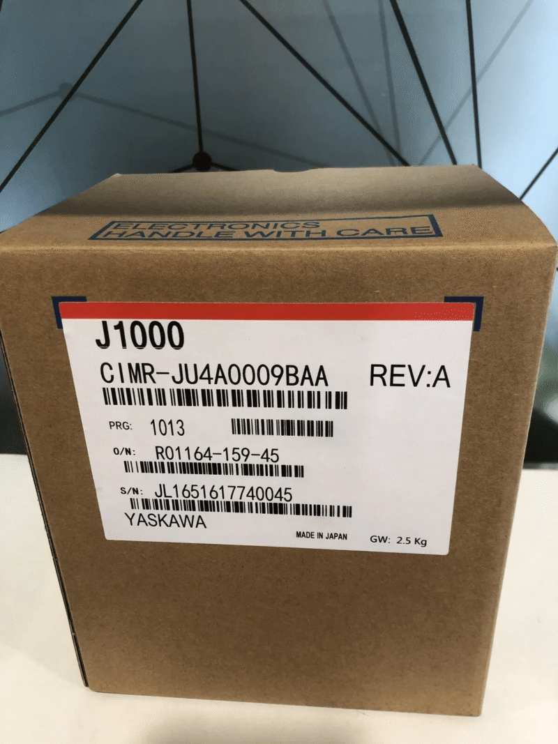 Yaskawa CIMR-JU4A0009BAA Inverter 1PC New CIMRJU4A0009BAA Expedited Shipping