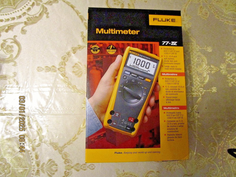 NEW FLUKE 77IV DIGITAL MULTIMETER 77 IV METER
