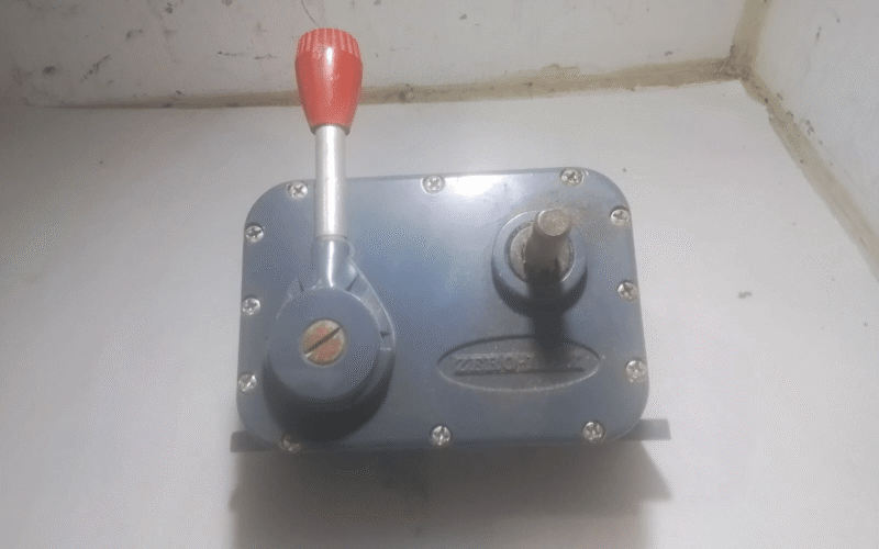 Zero-Max JK1-CCW-25-0-400 Vari Speed Drive Control (VT18)