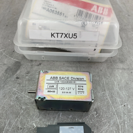 NEW ABB KT7XU5 UNDERVOLTAGE TRIP ACCESSORY 120-127V T7-X1
Opens in a new window or tab
