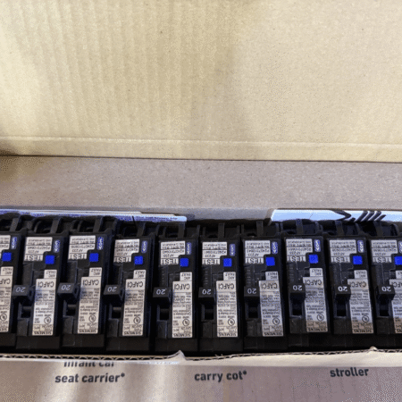 10 x SIEMENS QA120AFCN PLUG ON NEUTRAL 20A AFCI ARC FAULT BREAKERS NEW