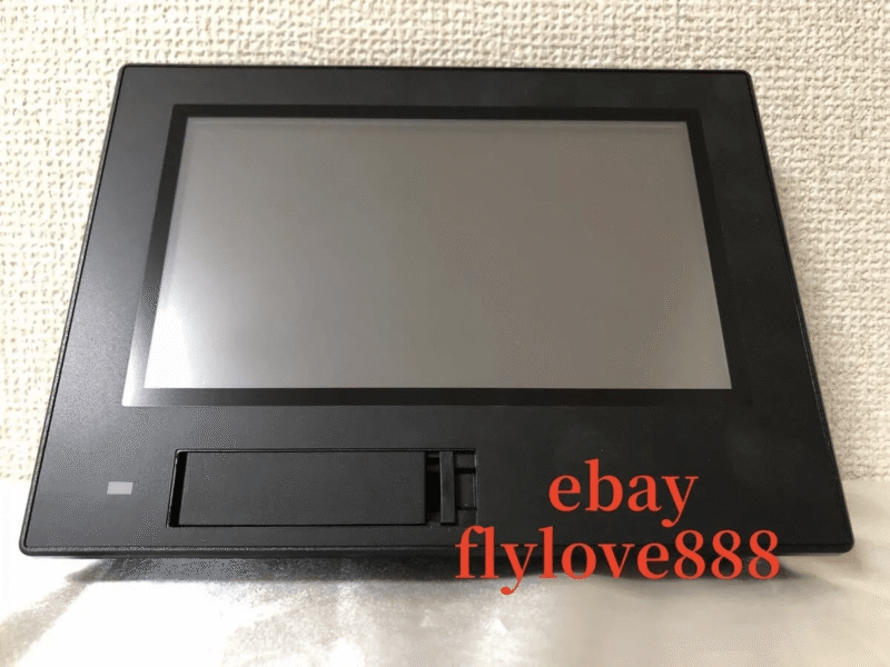 KEYENCE VT5-W07 touch screen brand new