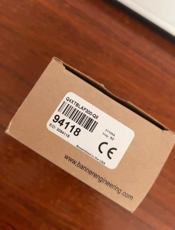 BANNER Photoelectric Sensor Q4XTBLAF300-Q8 2 BANNER Photoelectric Sensor Q4XTBLAF300-Q8 - Image 2