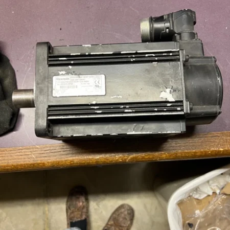 Rexroth MSK 070D-0450-NN-M1-UPO-NNNN servo motor