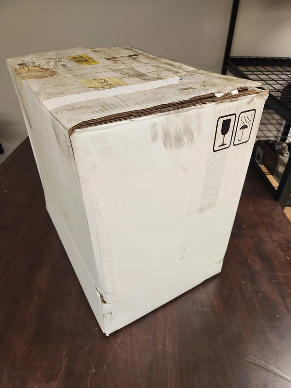 ALLEN BRADLEY CAT# 100-E1060ED11 W/ 100-EHF2050 INSTALL KIT NEW IN BOX 2 100 E1060ED11 0