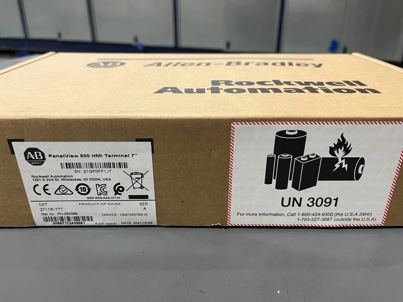 Allen-Bradley 2711R-T7T PANELVIEW 800 7-INCH HMI TERMINAL 2 2711R T7T 0