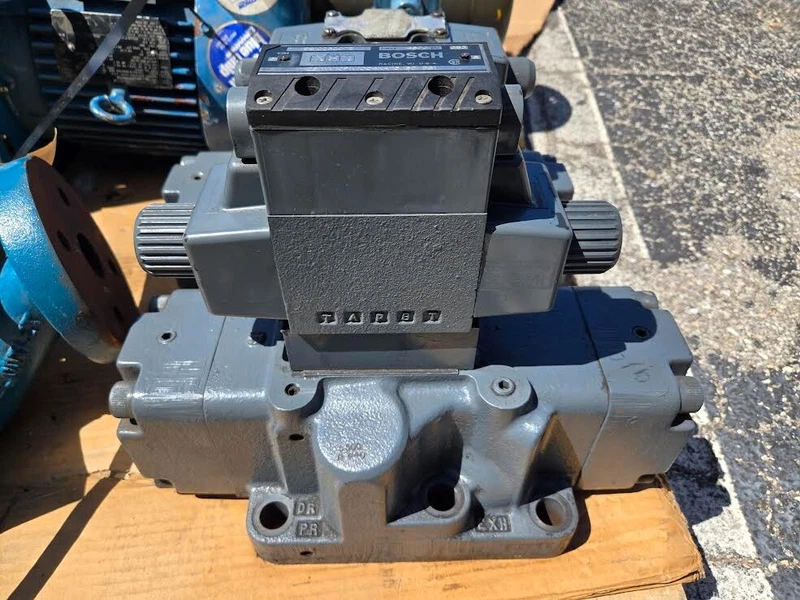 RACINE BOSCH REXROTH 9810232072 4600PSI Hydraulic Control Valve NEW SALE $2999 2 4600PSI 0