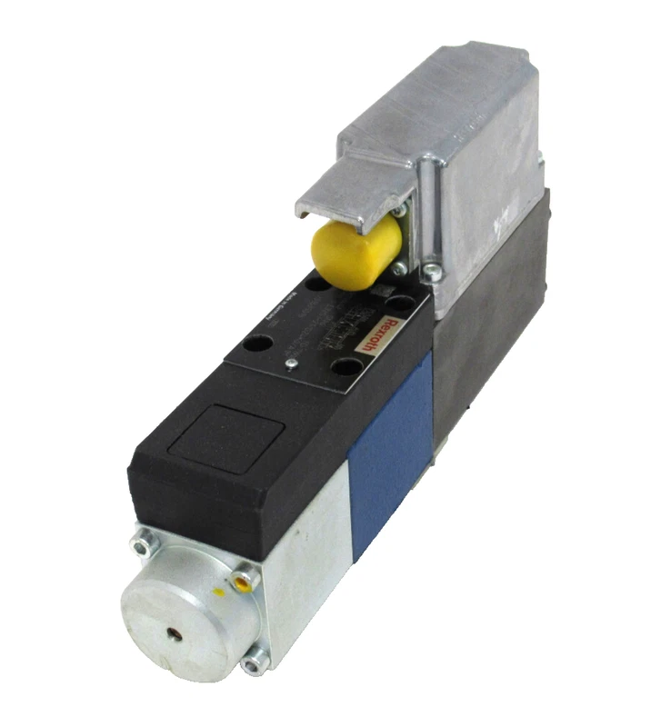 NEW REXROTH 0811404141 PROPORTIONAL VALVE 4WRPE6E32SJ-21/G24K0/A1M 2 4WRPE6E32SJ 21 0