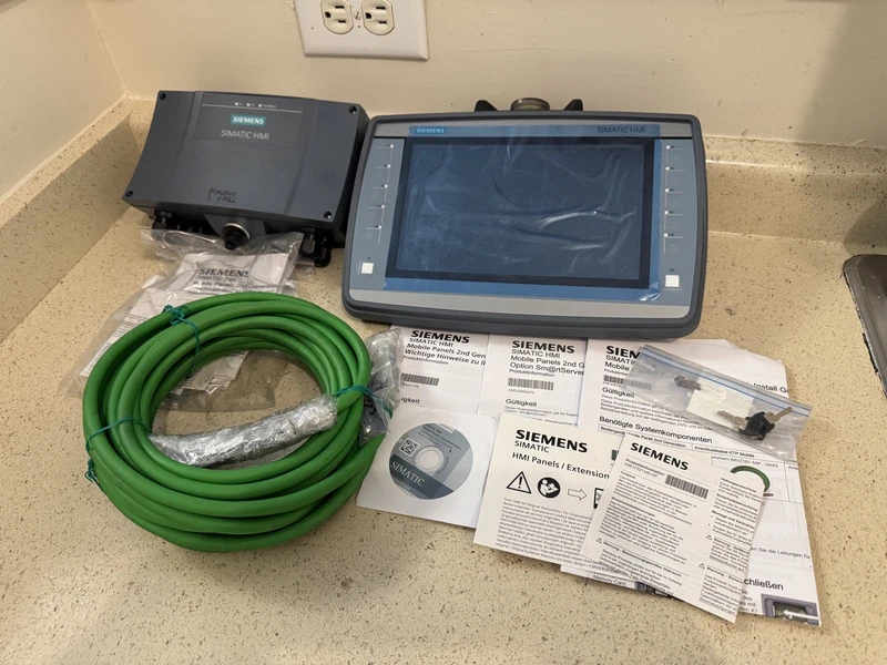 Siemens SIMATIC HMI KTP900F Mobile 6AV2125-2JB23-0AX0, 6AV2125-2AE23-0AX0 2 6AV2125 2JB23 0AX0 0