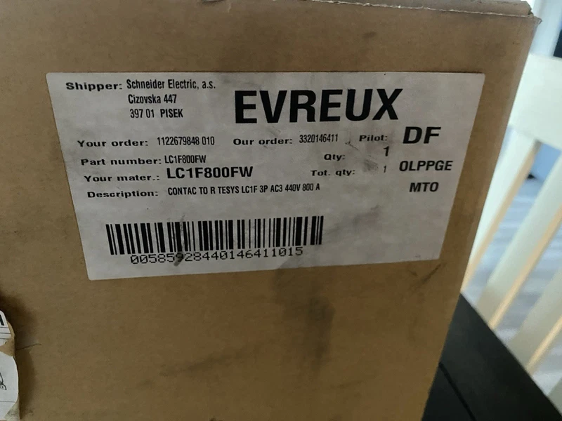 Schneider Electric LC1F800FW, 800 A, 440 V, 3 Pole TeSys Contactor 2 LC1F800FW 0
