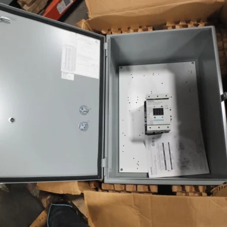 SIEMENS - LEN02F003120A - 200 A, 3 POLE, ELEC HELD, 120V COIL,LIGHTING CONTACTOR