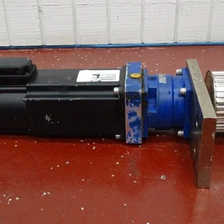 REXROTH MKD071B-016-KP0-KN SERVO MOTOR 6000RPM 3PH W/ ALPHA REDUCER RATIO 10:1