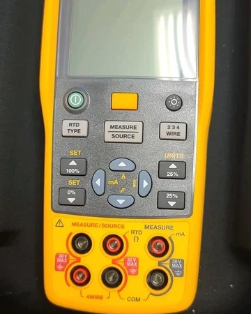 New-open BOX Fluke 712B RTD Calibrator