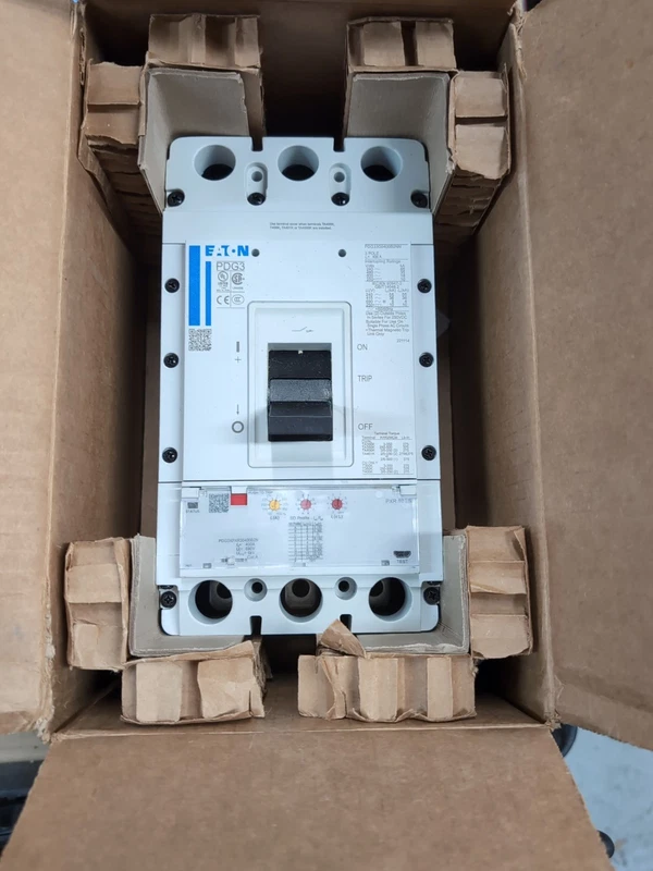 *Brand New* Eaton PDG33G0400B2NN - 600V 400A 3 pole circuit breaker 35kA - 480V 2 PDG33G0400B2NN 0