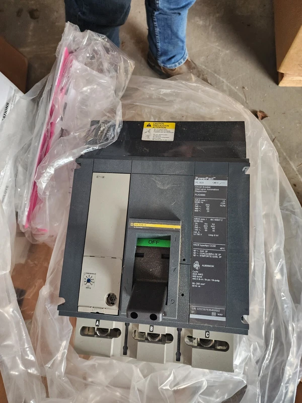 Square D PLA34080 800A 480V POWERPACT BREAKER 2 PLA34080 0