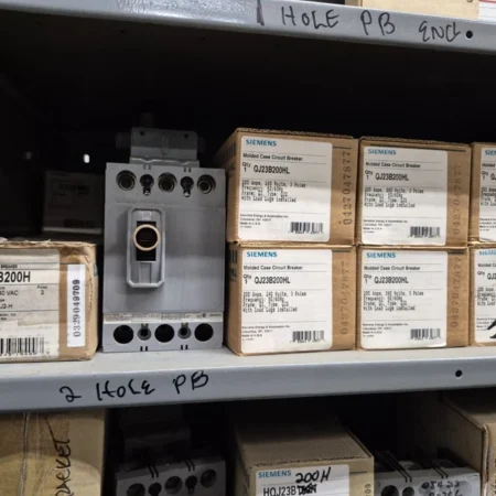 QJ23B200HL/QJ23B200H- Siemens Bolt-On 240V 200A 3 pole circuit breaker 42kA@240V