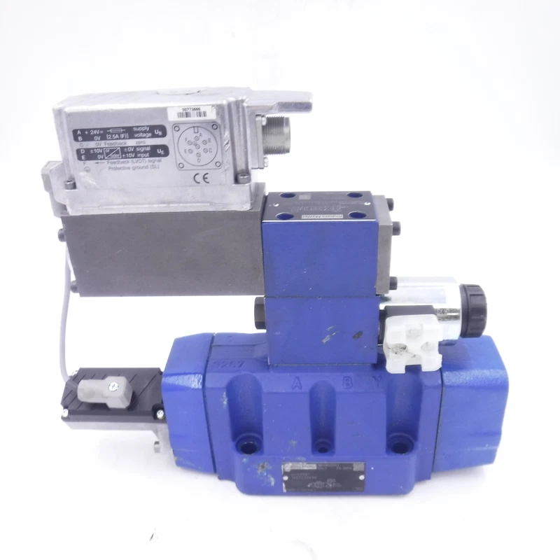 Bosch Rexroth Krauss Maffei Locomotive Hydraulic Valve R901329343 R901329358 2 R901329343 0