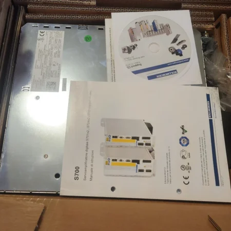 *New open box* Kollmorgen S71202-NANANA-NA-024 S700 Servo Driver