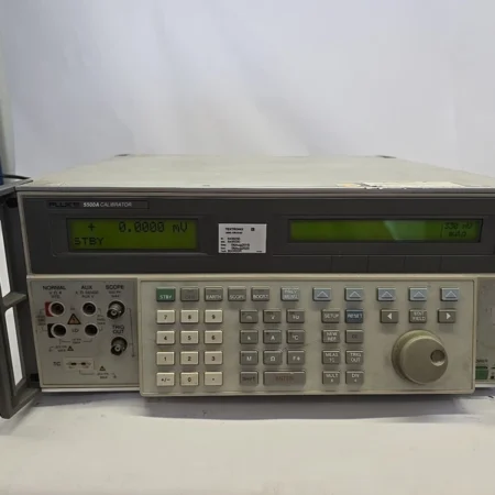 Fluke 5500A Multifunction Calibrator With SC-300 Installed
