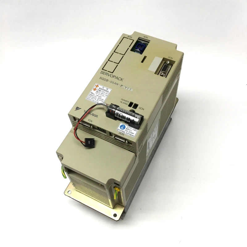 Yaskawa SGDB-05AN-PY11 SERVOPACK AC Motor Drive 3-Phase 200/230V 0.45kW 2 SGDB 05AN PY11 0