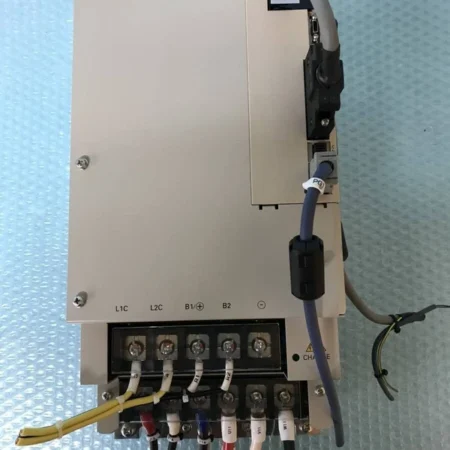 Yaskawa SGDV-550A01A Servopack Servo Driver 200V Removed From Working Machine