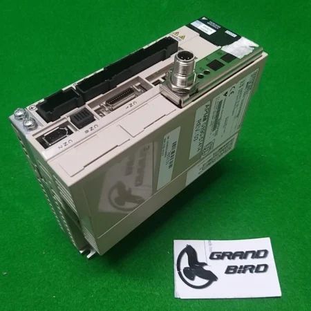 AMAT 0190-51414 AC SERVO DRIVER SGDV-OCA05AY890AA, USED