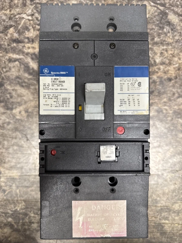 GE SGHA36AT0600, 600A MAX, 600V, 3P, 35K With 600A Rating Plug Circuit Breaker 2 SGHA36AT0600 0