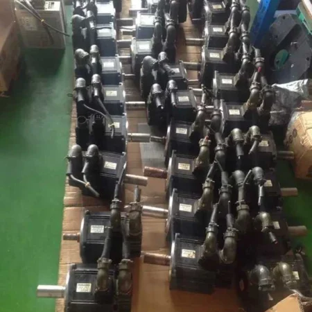 YASKAWA SERVO MOTOR SGMGH-20A2A6C FREE EXPEDITED SHIPPING Refurbished