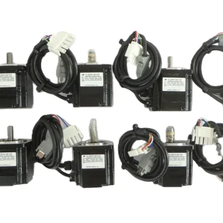 Yaskawa SGMPH-01AAE-YA34 Servo Motor Reseller Lot of 8 New Surplus