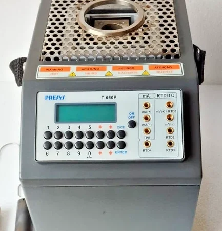 TEMPERATURE CALIBRATOR TCA820 (FREE SHIPPING)