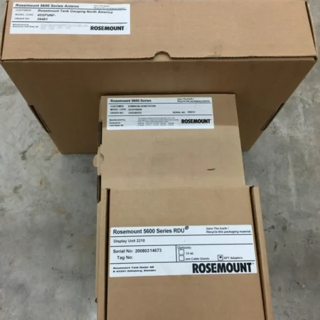 NEW IN BOX ROSEMOUNT RADAR LEVEL TRANSMITTER 5601 UE5P5B0RE HEAD TYPE TH 43