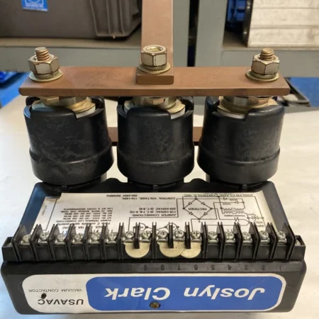 Joslyn Clark,VC77U03515-26,Vacuum Contactor 320Amp 1.5KV