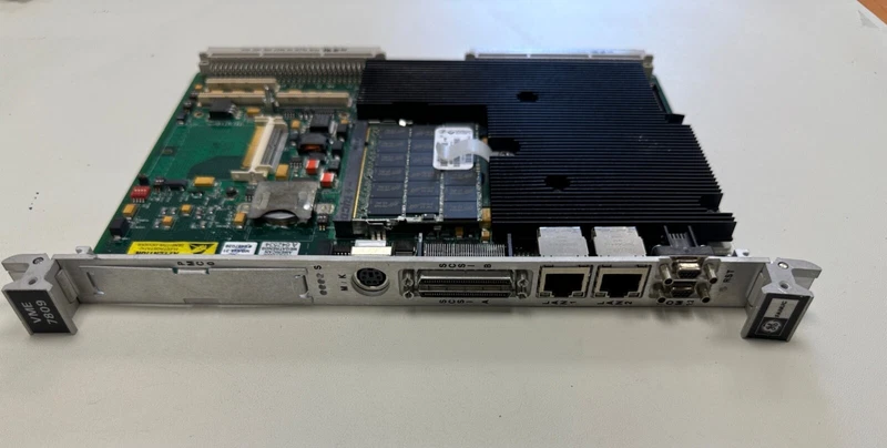GE Fanuc VME-7809 VME SINGLE BOARD COMPUTER VMIVME7809-230010 2 VMIVME7809 230010 0