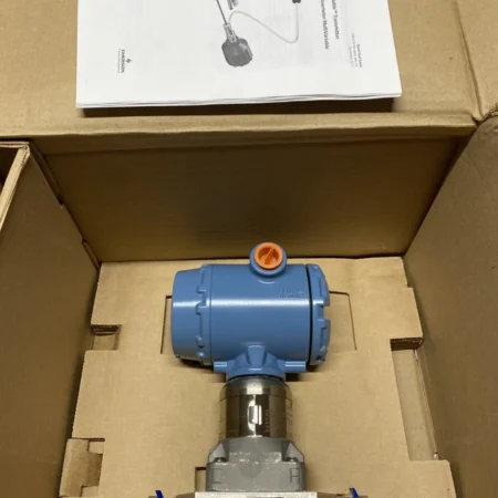 NEW Rosemount 3051SMV2M41NNN2A11A1AM5 Transmitter 300SMVMNA1AM5
