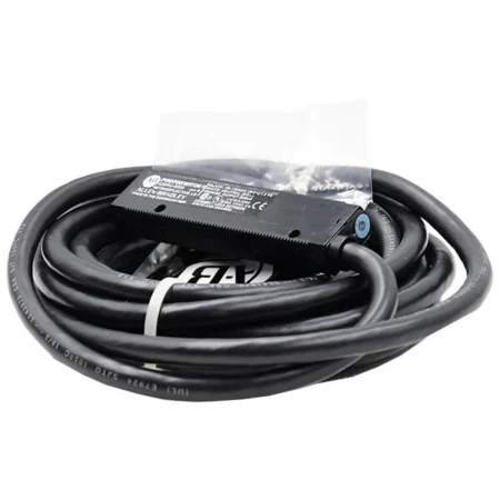 42SRU-6004-B Allen-Bradley 20-132VAC/DC Retroflective Photoelectric Sensor -SA