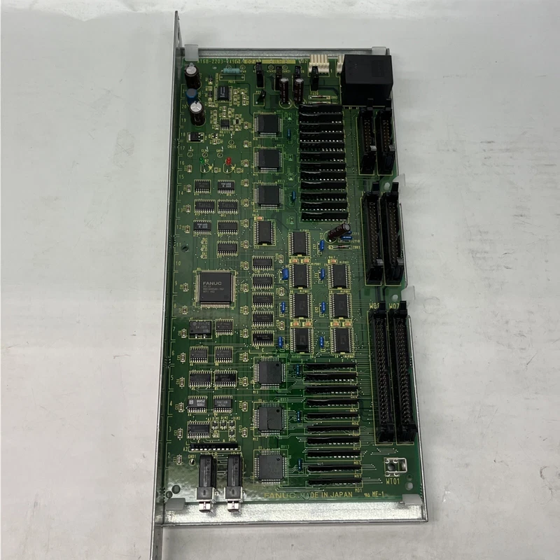 A16B 2203 0490 0