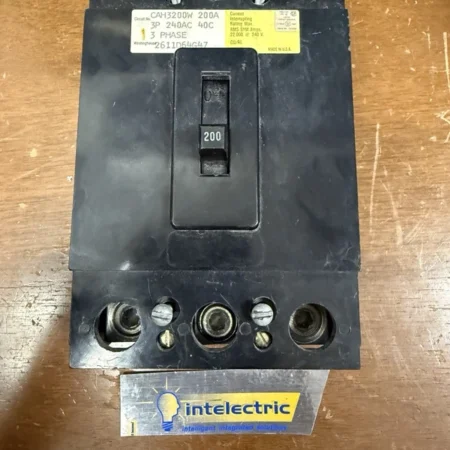 Westinghouse CAH3200W 200A 3?Pole Circuit Breaker 240V 22kA CU/AL UL 3?Phase
