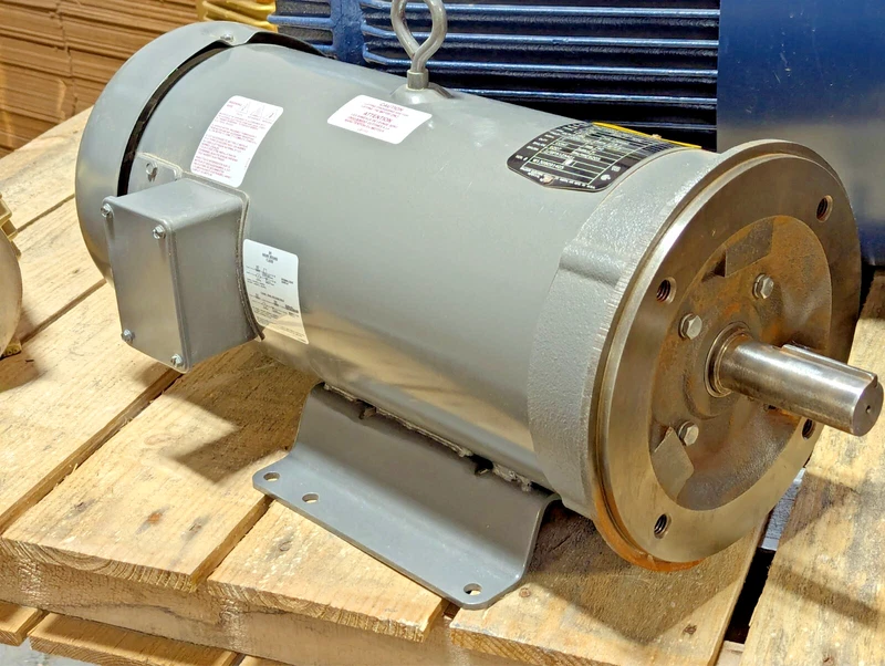 ***NEW*** BALDOR 3 HP DC MOTOR / CD7503 180 VOLT 1750 RPM 215C FRAME 2 CD7503 0