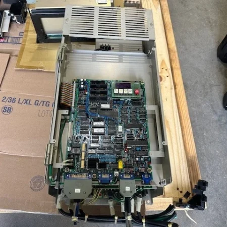 Yaskawa Varispeed Frequency Drive CIMR-MTIII-15K 626 MT3