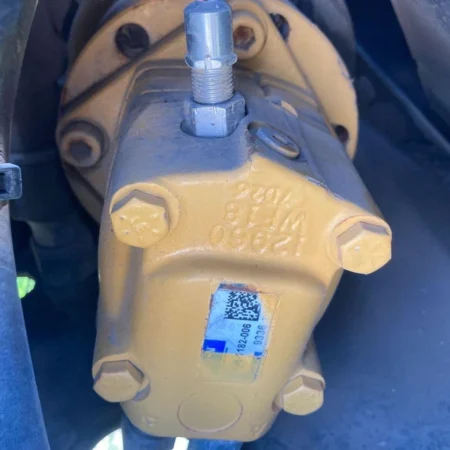 2018 Vermeer D23X30 Equip Hydraulic Motor: P/N 296411701