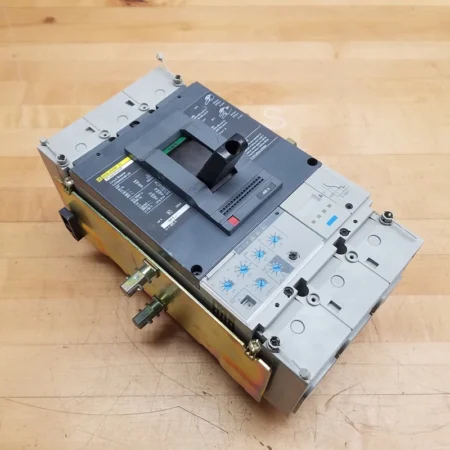 Sqaure D DJD36400E58HJ00 Circuit Breaker, 400A, 600V, 3 Pole, 3 Phase - USED