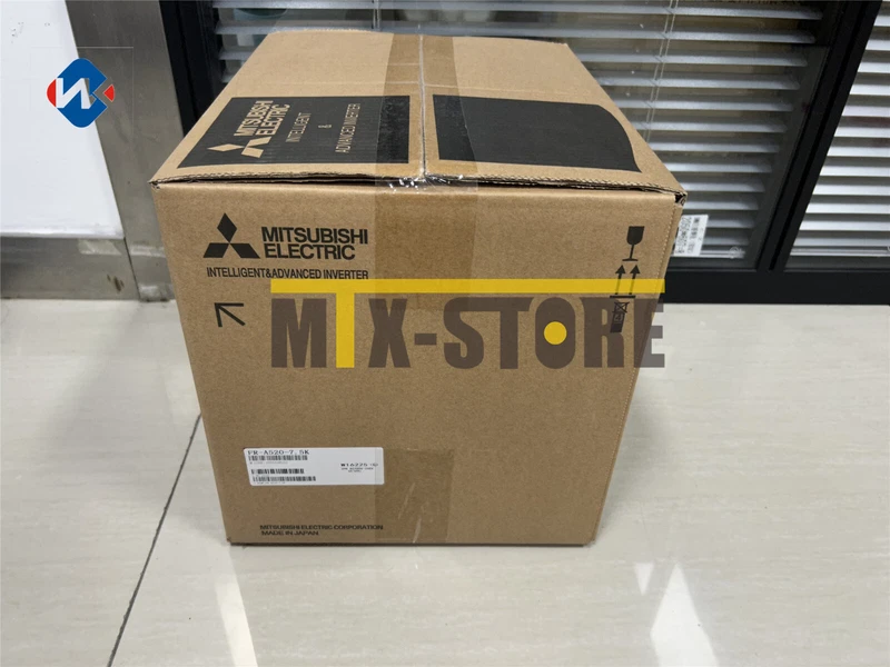 1PCS Brand New Mitsubishi FR-A520-7.5K Frequency changer with in box 2 FR A520 75K 0