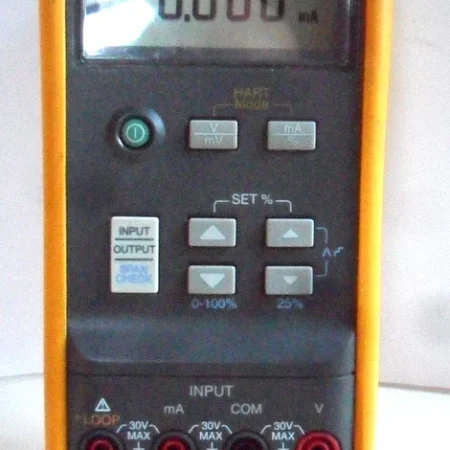 Clean Used Fluke 715 Volt/ma Calibrator Handheld Meter w/Leads Multimeter Works