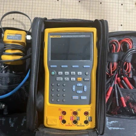 Fluke 754 Documenting Process Calibrator with Hart Communication And Fluke750P05