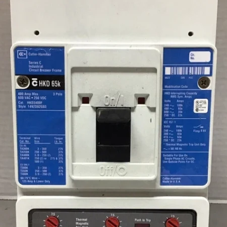 *for kellyj69* lot of 2 Cutler-Hammer HKD3400F Circuit Breaker (R89)(B388)