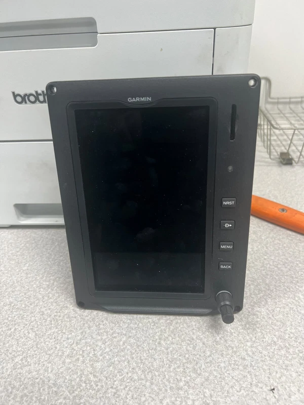 GARMIN GDU 470 G3X 7 INCH 2 Monte of factory warranty 011-04311-05 2 011 04311 05 0