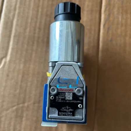 Brand new Rexroth R900566283 M-3SEW6U3X420MG Hydraulic Valve