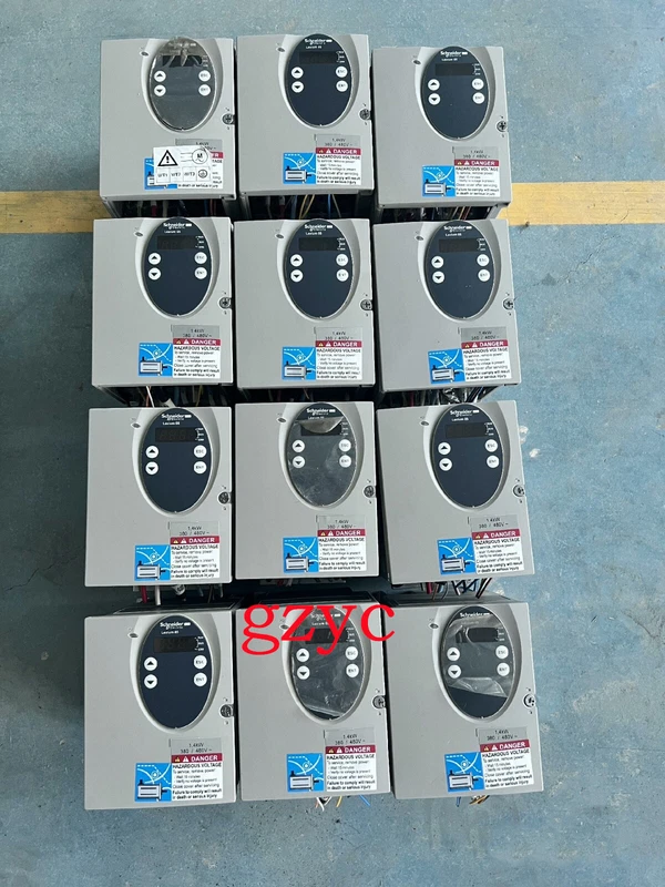 Schneider LXM05AD14N4 Servo Drive 2 Schneider LXM05AD14N4 Servo Drive - Image 2